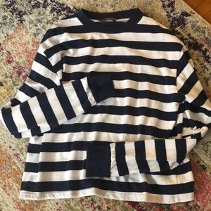 Long sleeve kinda cropped